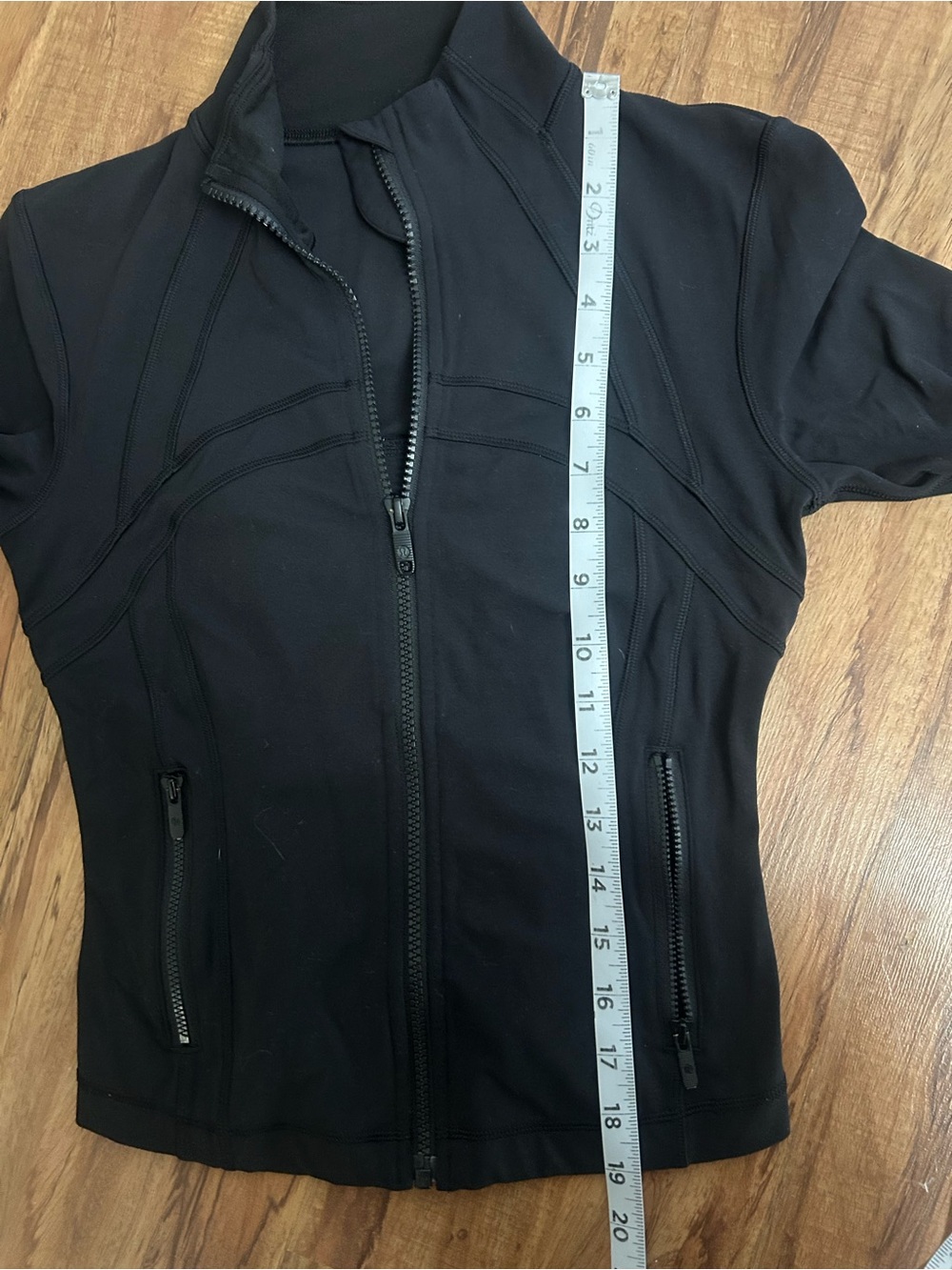 Lululemon Define Cropped Black Fitted Jacket Womens Size 4 - Picture 10 of 10
